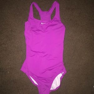 Nike Girl’s One Piece Swimsuit